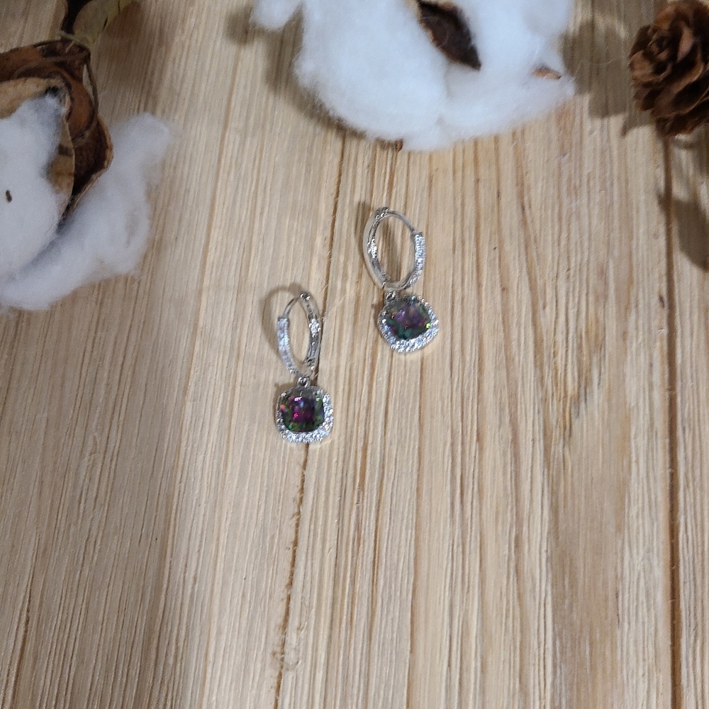 💜💜NEW💜💜EXQUISITE!! DANGLE  RAINBOW TOPAZ Earrings in SILVER Plating💜💜 - Picture 6 of 15